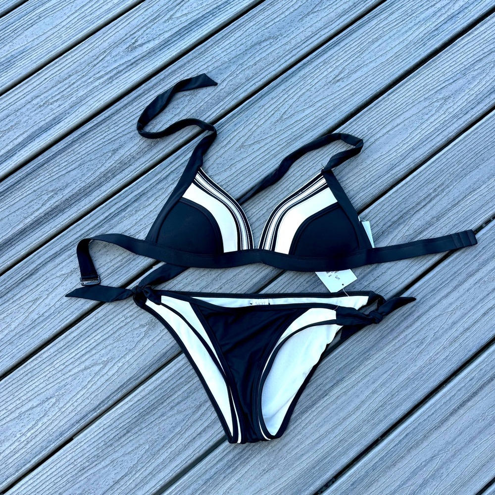 Skye Women's Standard Hope Banded Triangle Bikini Top Swimsuit - L New